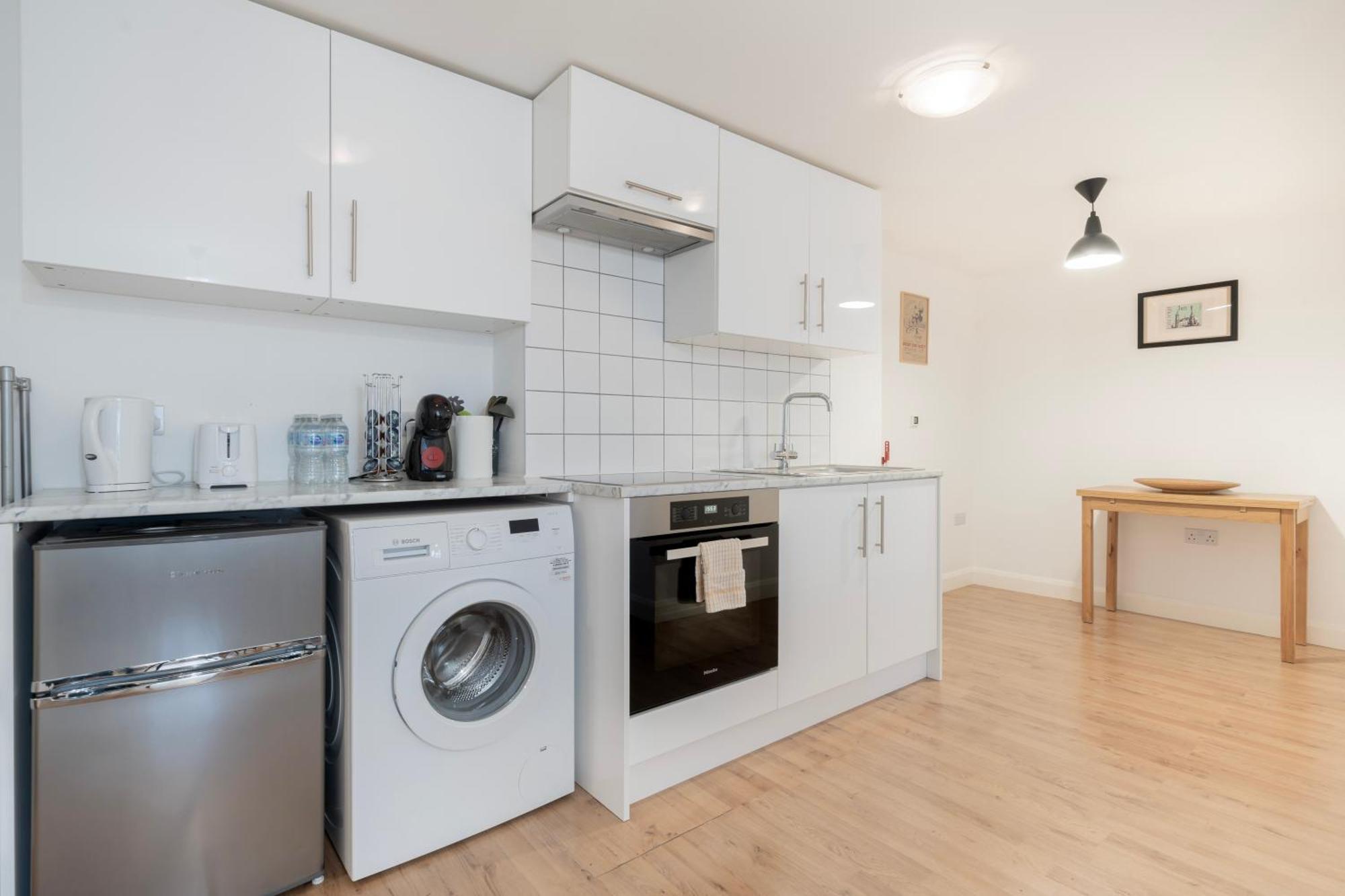 Modern One Bedroom Flat In Central ลอนดอน ภายนอก รูปภาพ