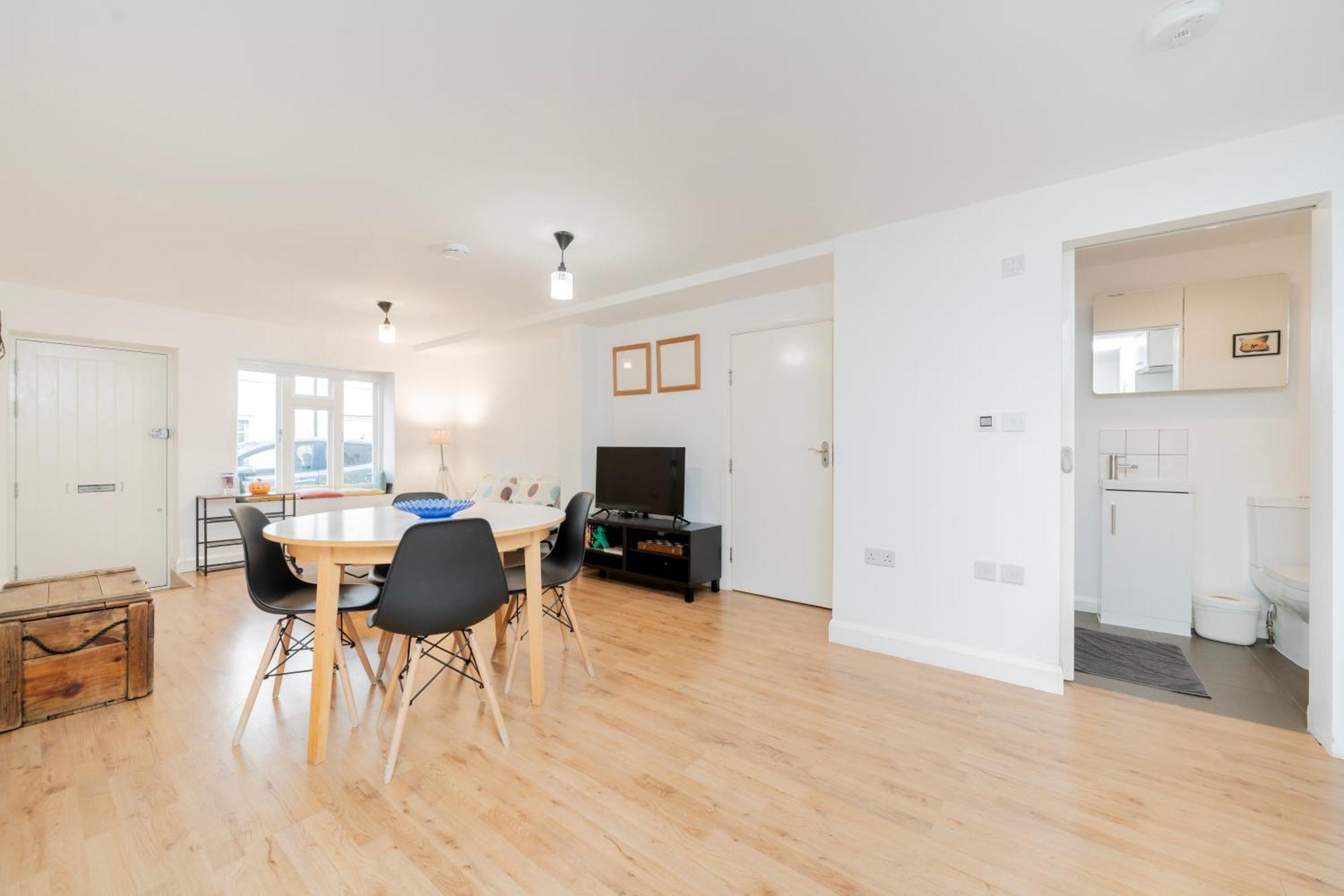 Modern One Bedroom Flat In Central ลอนดอน ภายนอก รูปภาพ
